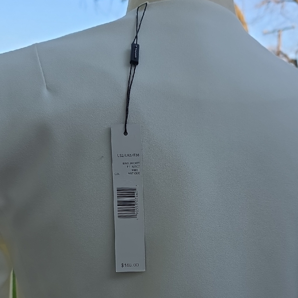 Tahari White Open-Front Blazer Jacket - Picture 8 of 8